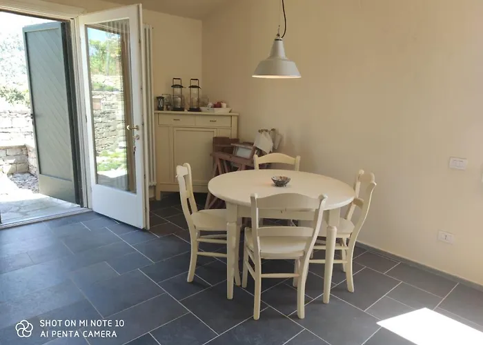 בית נופש Walk And Relax Retreat - Homy 5 Terre San Bernardino